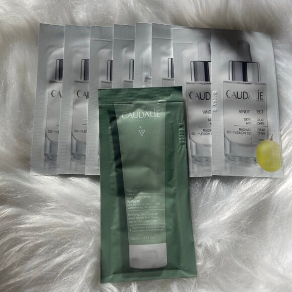 Caudalie‎ Skincare Sample Bundle Vinoperfect Radiance Serum & Cleanser - Picture 1 of 3
